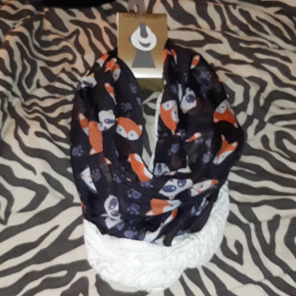 2 Loop Scarf Set....New with Tags!!